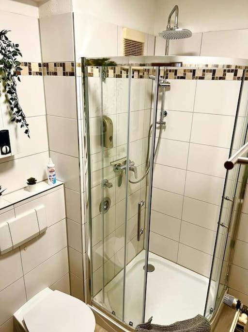 Zuhause Im Ruhrgebiet 2 Mit Balkon * Oberhausen (North Rhine-Westphalia)